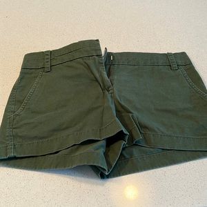 Jcrew olive color 4 inch inseam chino shorts size 2